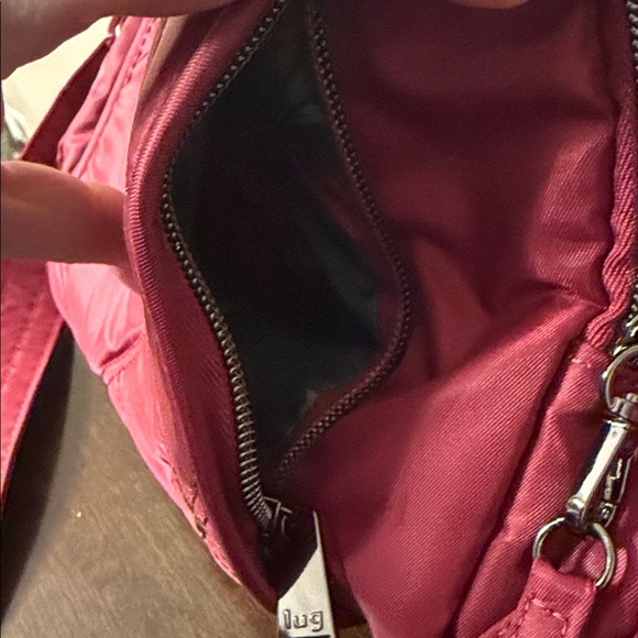 Lug Rumble crossbody tote Raspberry Shoulder Bag- holds a lot!!!! - Picture 3 of 13
